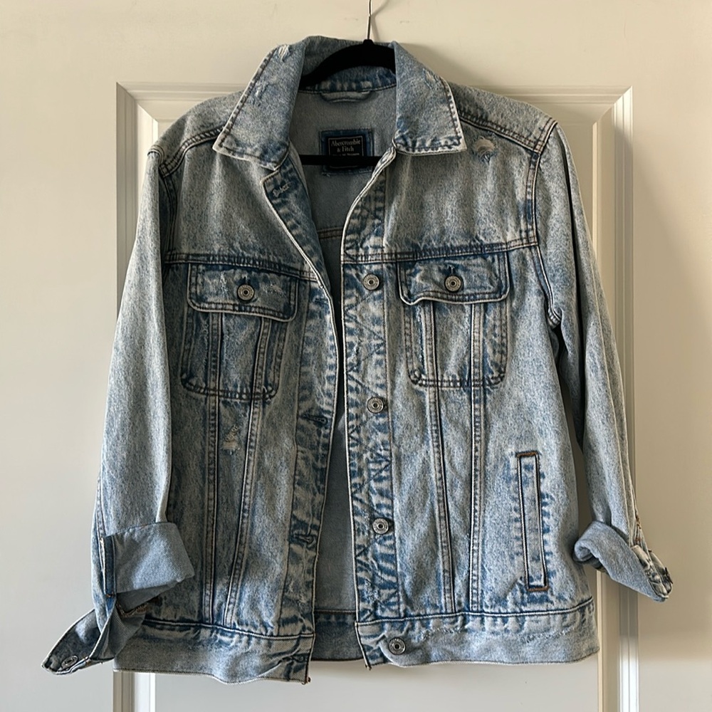 Abercrombie and Fitch distressed boyfriend denim jacket